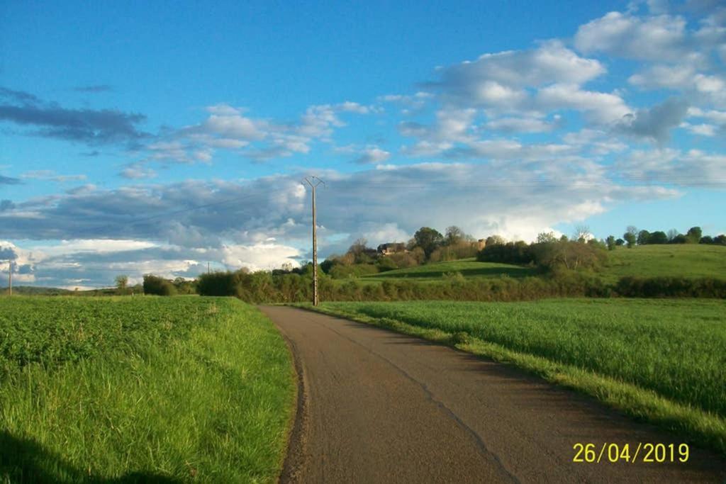 Gite à la Ferme Rouvroy Esterno foto